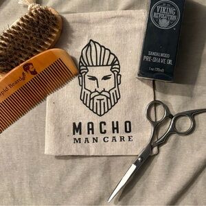 Sandalwood Pre-Shave Oil and Beard Grooming Set
